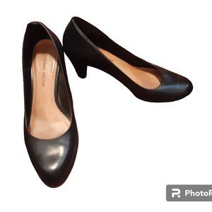 Antonio Melani Black Leather Cone Heel Closed Toe Pumps